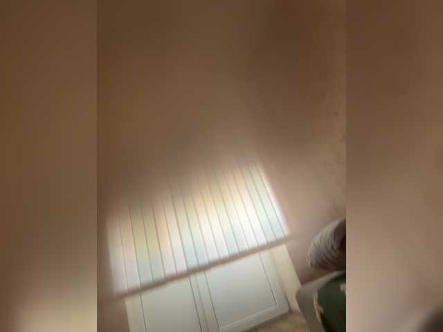 go to chat with LittleDelora