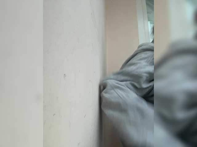  LittleDelora chat room