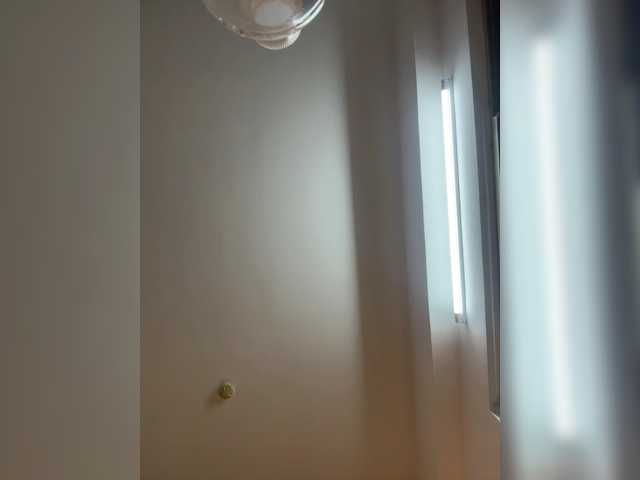LittleDelora live cam on BongaCams