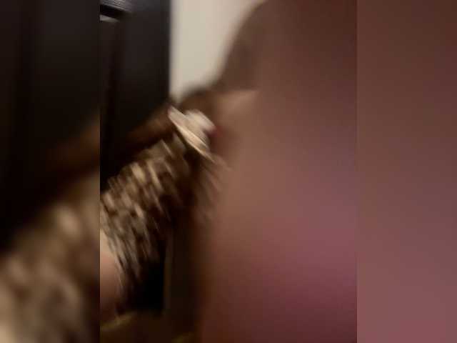  LittleDelora chat room