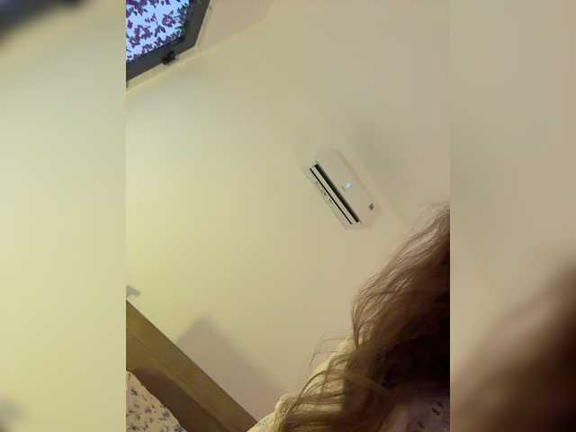 go to chat with LittleDilara