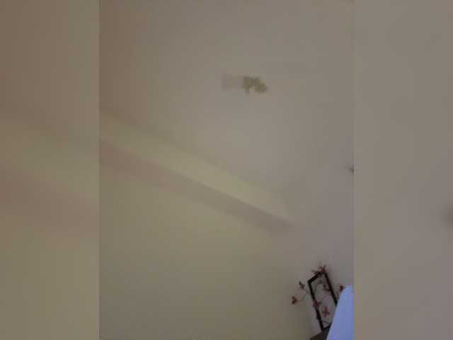 LittleDelora live cam on BongaCams