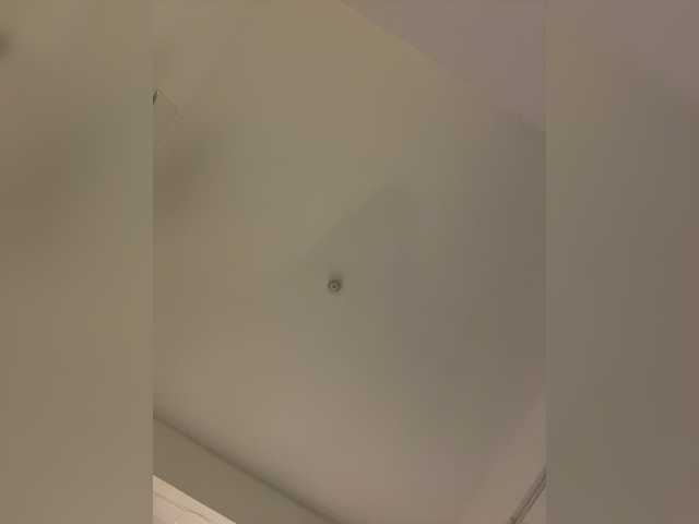 LittleDelora live cam on BongaCams