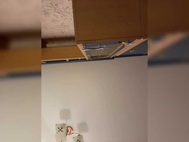  LittleDelora chat room