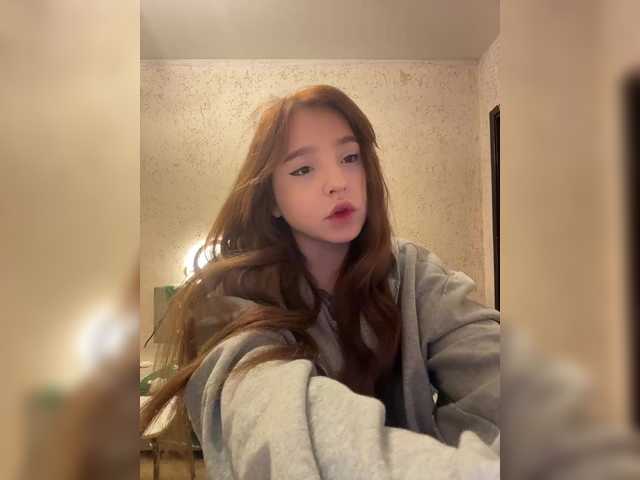 LittleDelora's BongaCams profile