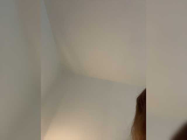 LittleDelora live cam on BongaCams