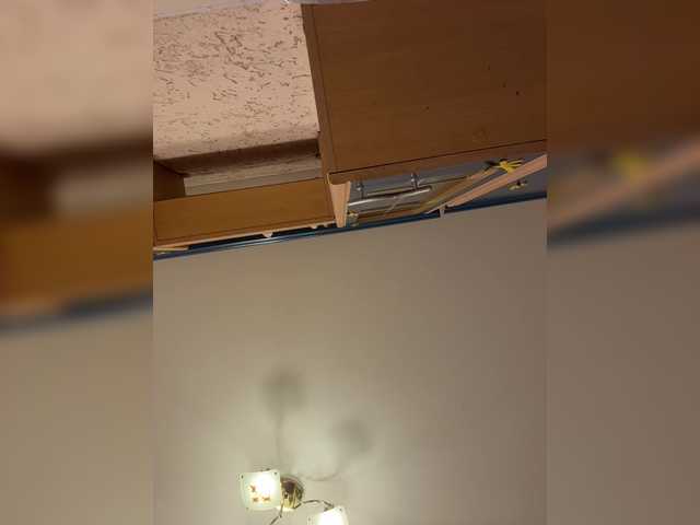  LittleDelora chat room