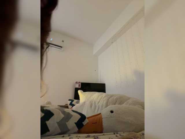 LittleDelora live cam on BongaCams
