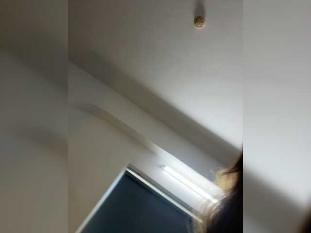 LittleDelora live cam on BongaCams