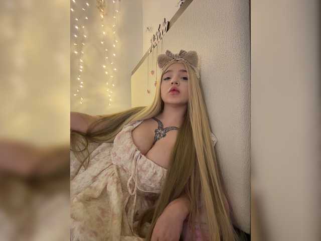 LittleDelora