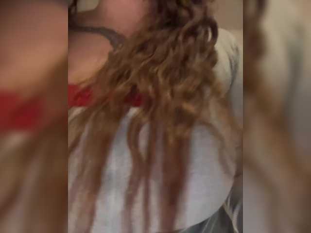  LittleDelora chat room