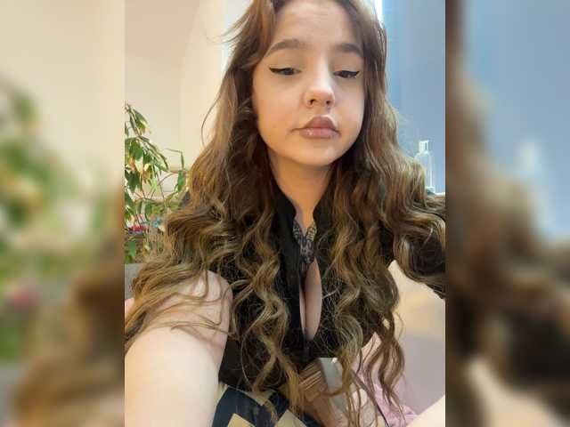 DilaraSecret live cam