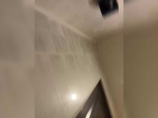  LittleDelora chat room