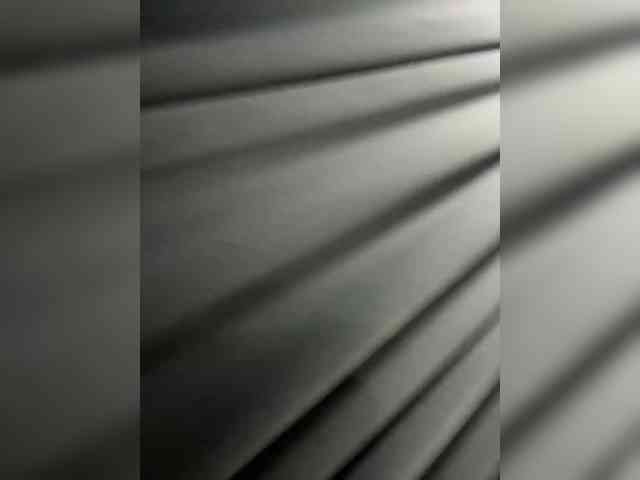 LittleDilara webcam