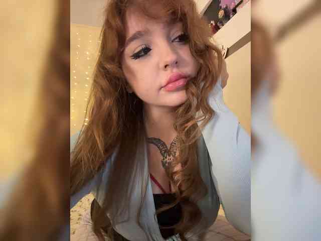 LittleDelora Sex Cam Show