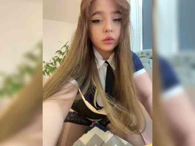 Модель: DilaraSecret