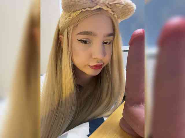 LittleDelora LittleDelora