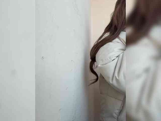 Модель: LittleDelora