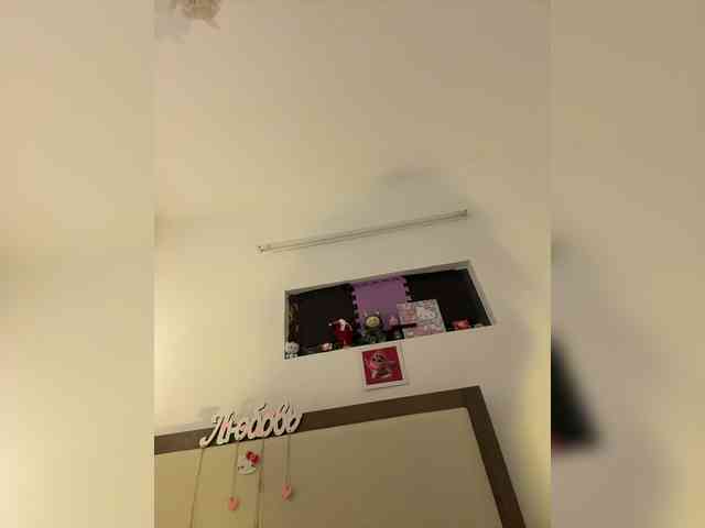LittleDelora Sex Cam Show