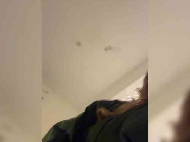 LittleDelora Sex Cam Show