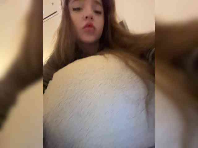 DilaraSecret webcam
