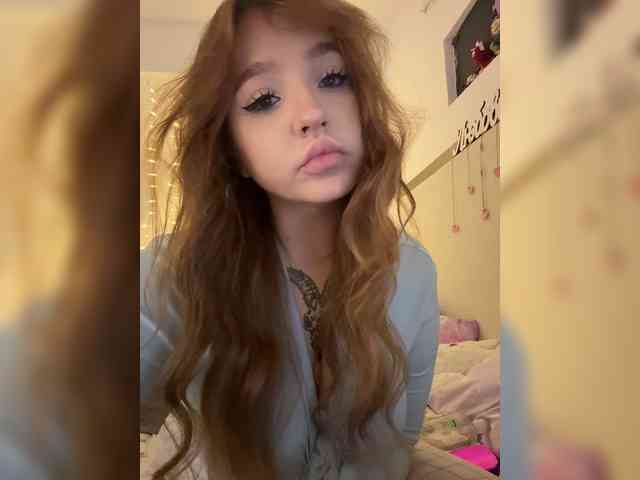 LittleDelora Sex Cam Show