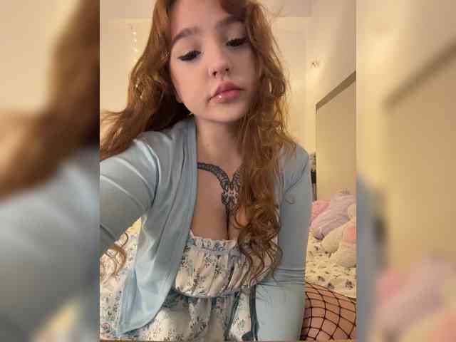 LittleDelora Sex Cam Show