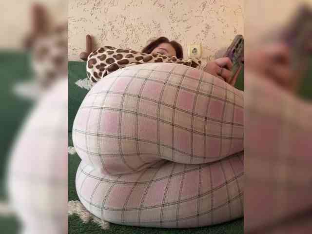 Модель: LittleDelora