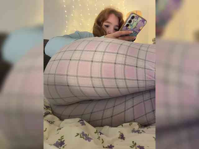 LittleDelora Sex Cam Show
