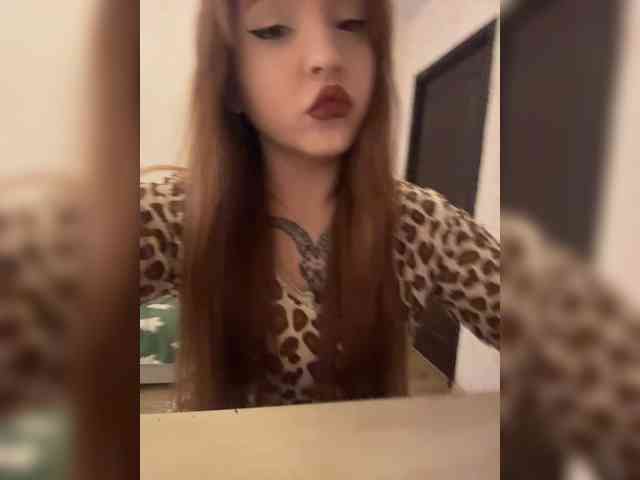 Модель: LittleDelora