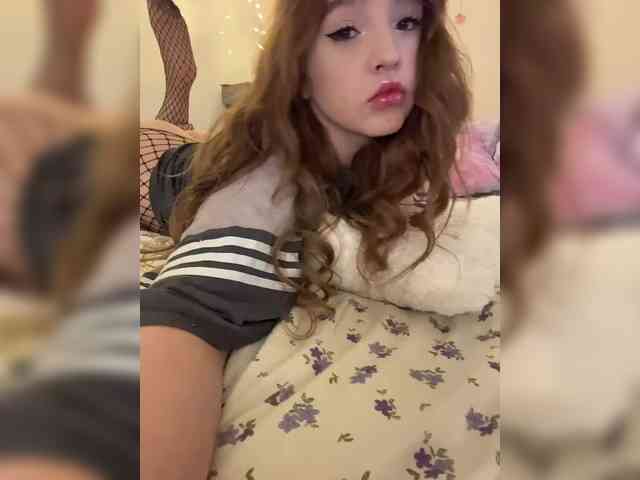 LittleDelora Sex Cam Show