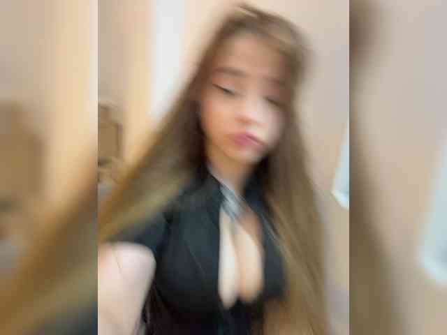 LittleDelora - Girl 