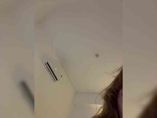 LittleDelora Sex Cam Show