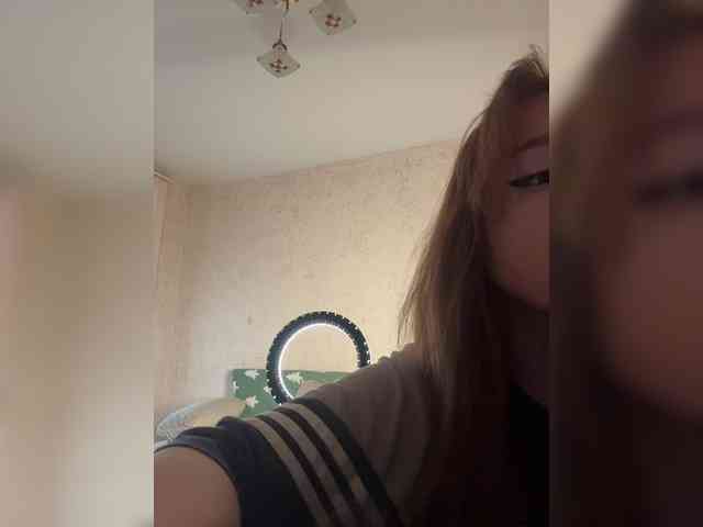 Модель: LittleDelora