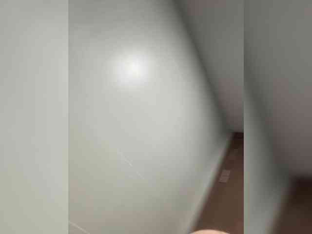 LittleDilara webcam