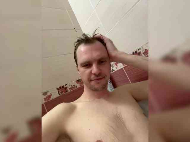 monmarter9339 Live Webcam on BongaCams