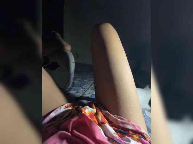 RoseBud29 Sex Cam Show