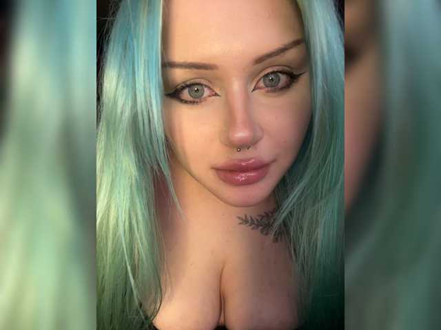 Live трансляция Miss_Nestle - slutnetki.online