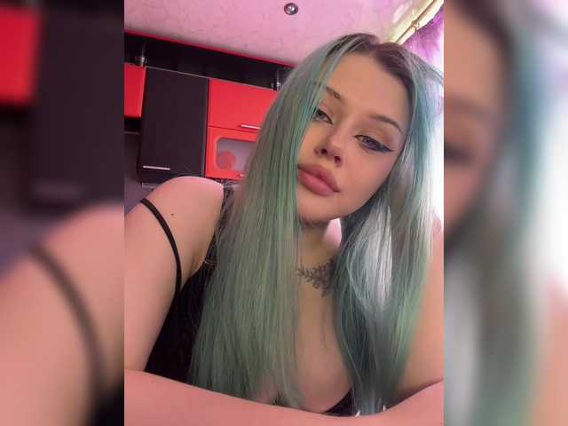 RinaPorchw live cam on BongaCams