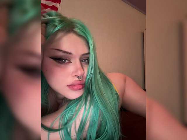RinaPorchw live cam on BongaCams