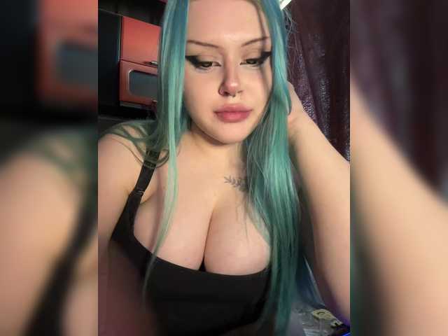 RinaPorchw live cam on BongaCams