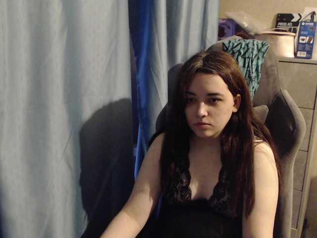Snezhannaa live cam on BongaCams