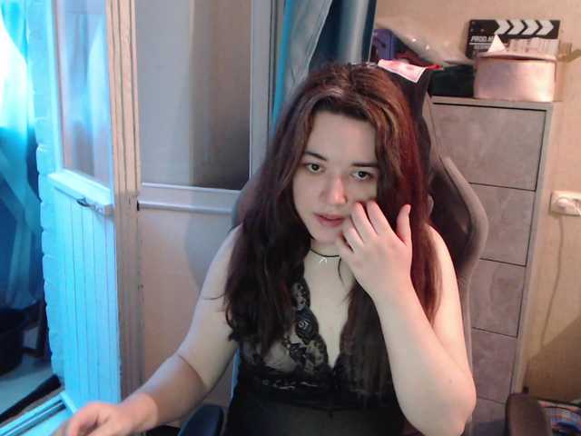 Snezhannaa live cam