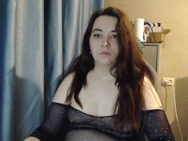 Snezhannaa live cam on BongaCams