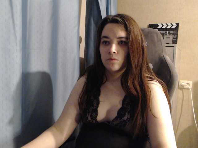 Snezhannaa live cam on BongaCams