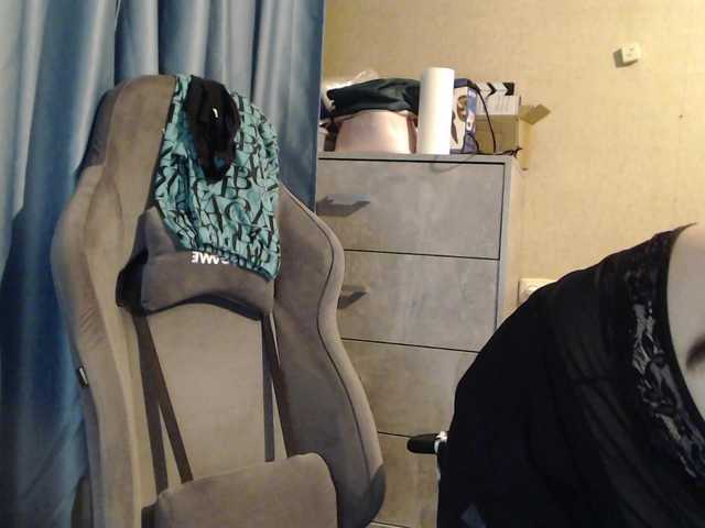 Snezhannaa live cam on BongaCams