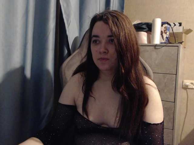 Snezhannaa live cam on BongaCams