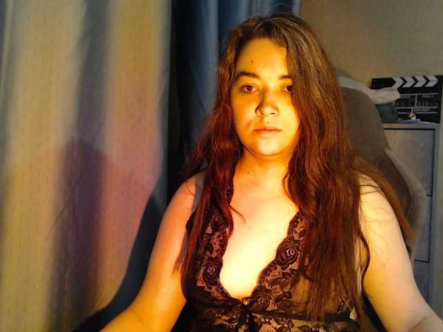 Snezhannaa live cam on BongaCams