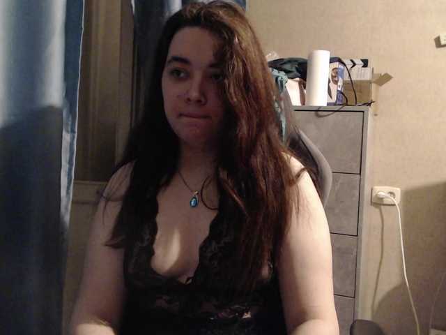 Snezhannaa live cam on BongaCams