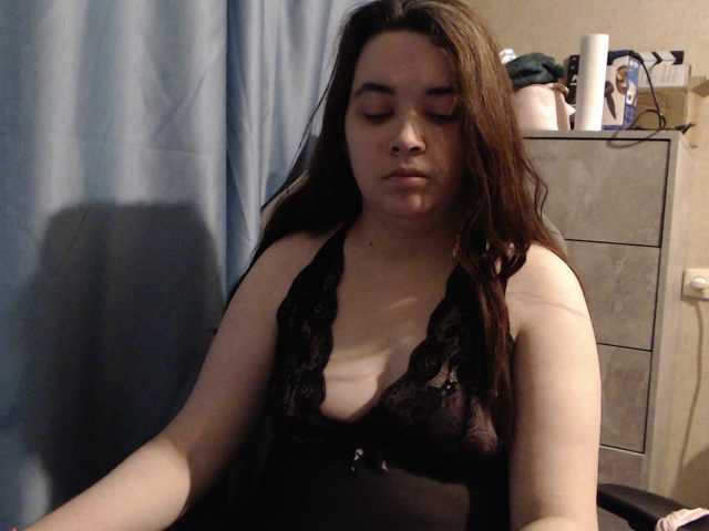 Snezhannaa live cam on BongaCams